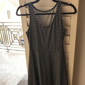 Black and white dress mini